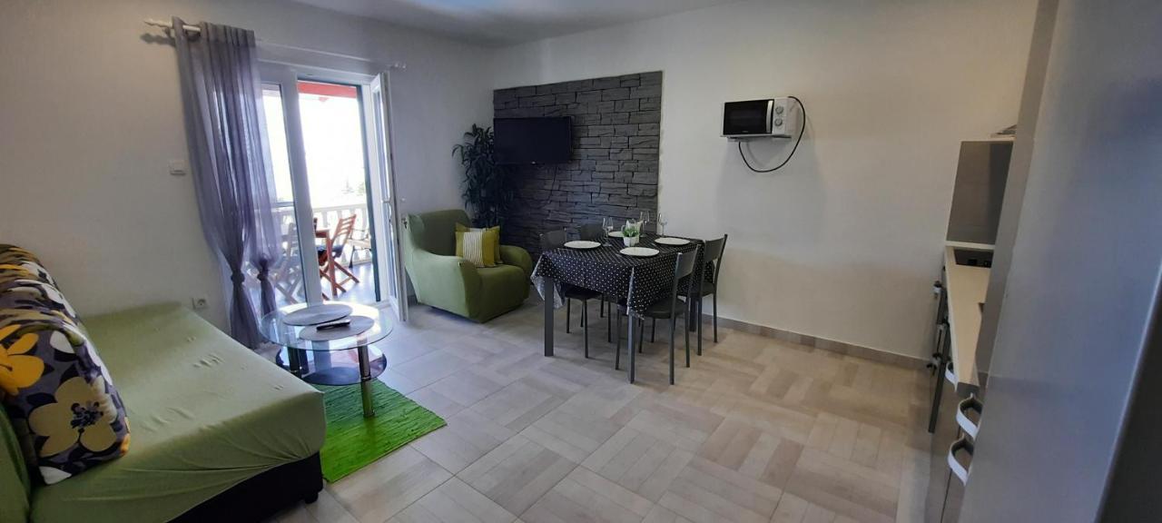 Apartments Suho Komiža Extérieur photo