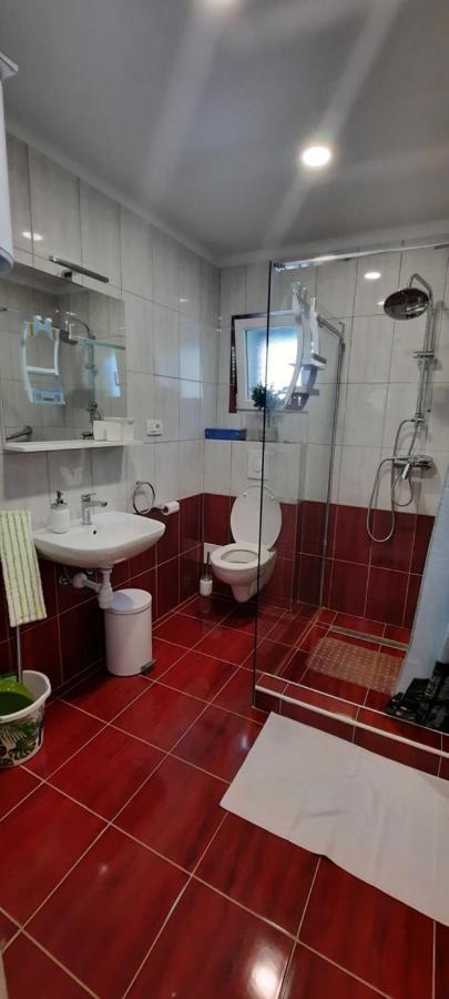 Apartments Suho Komiža Extérieur photo